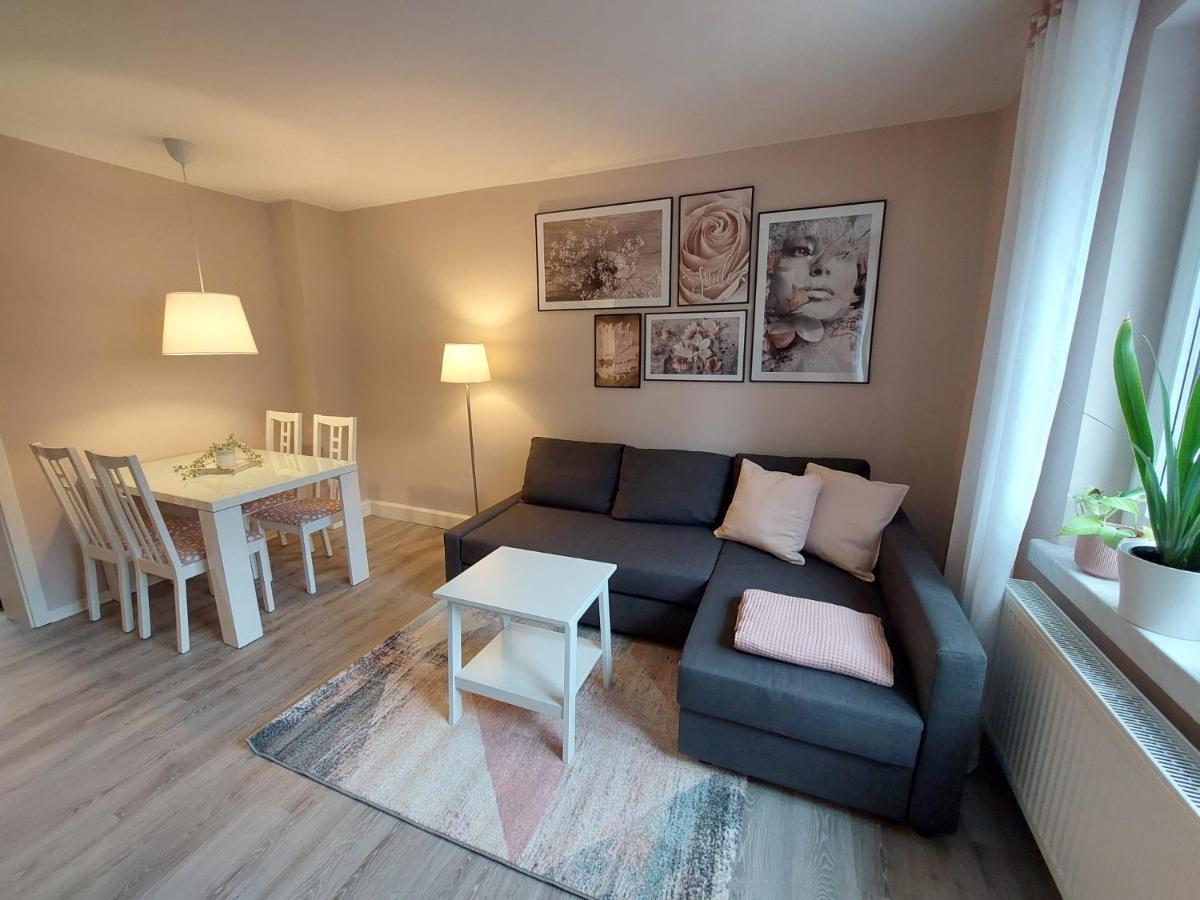 Helles Modern Eingerichtetes Apartment Halle  Zewnętrze zdjęcie