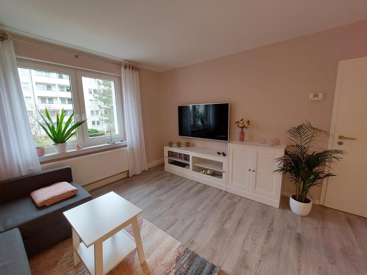 Helles Modern Eingerichtetes Apartment Halle  Zewnętrze zdjęcie